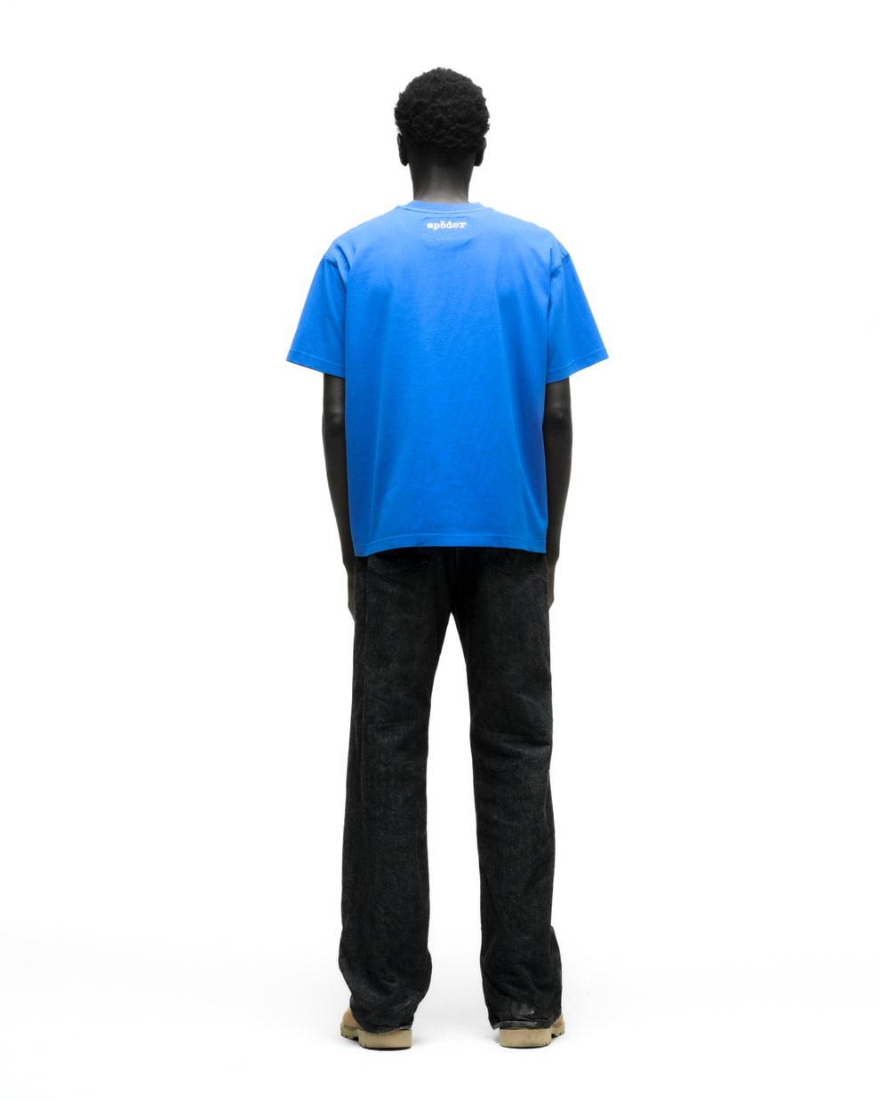 SCRIBBLE TEE ON MODEL