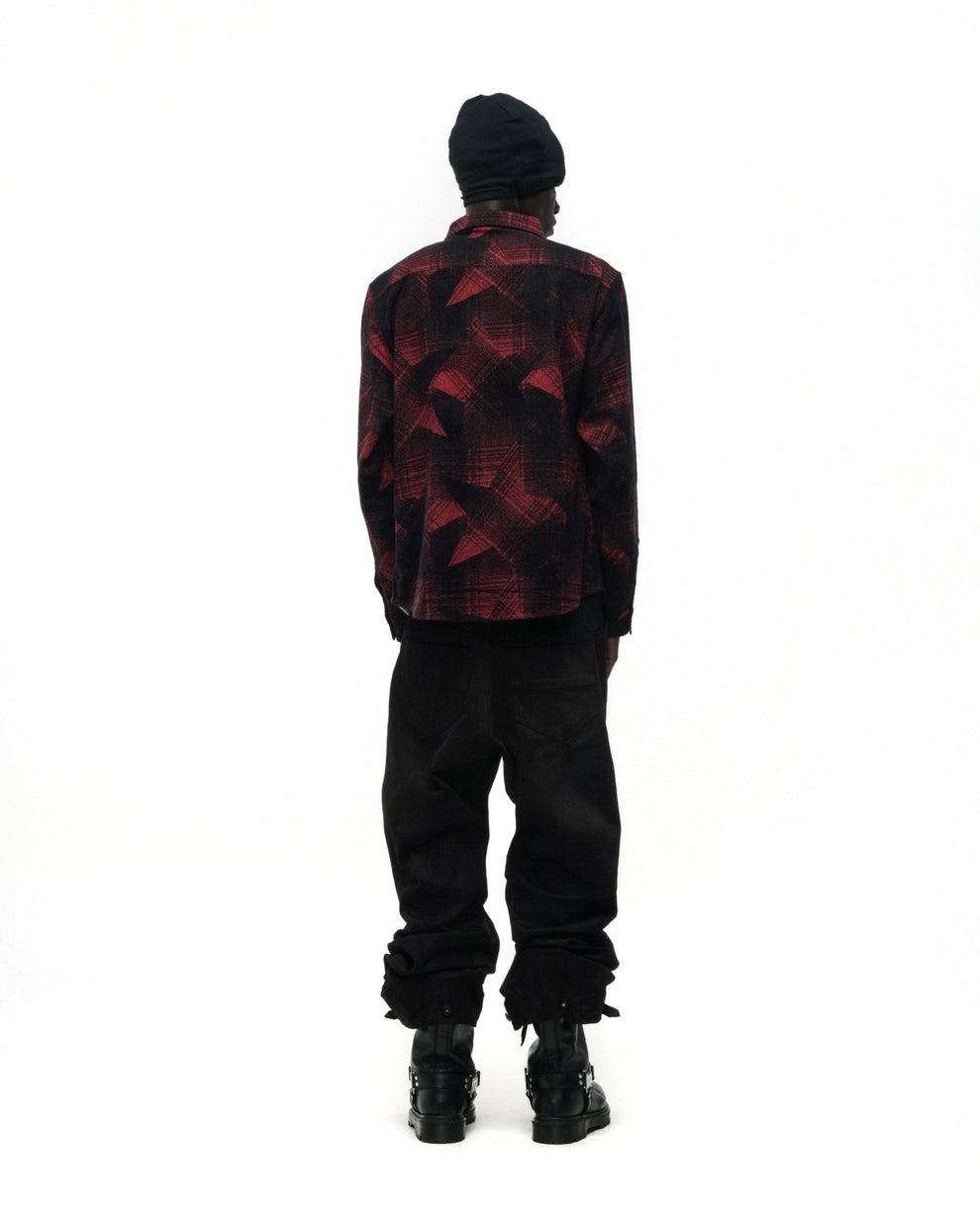 STAR PLAID FLANNEL: Red and black cotton flannel shirt with plaid and SP5 graphic, worn with black pants and boots.