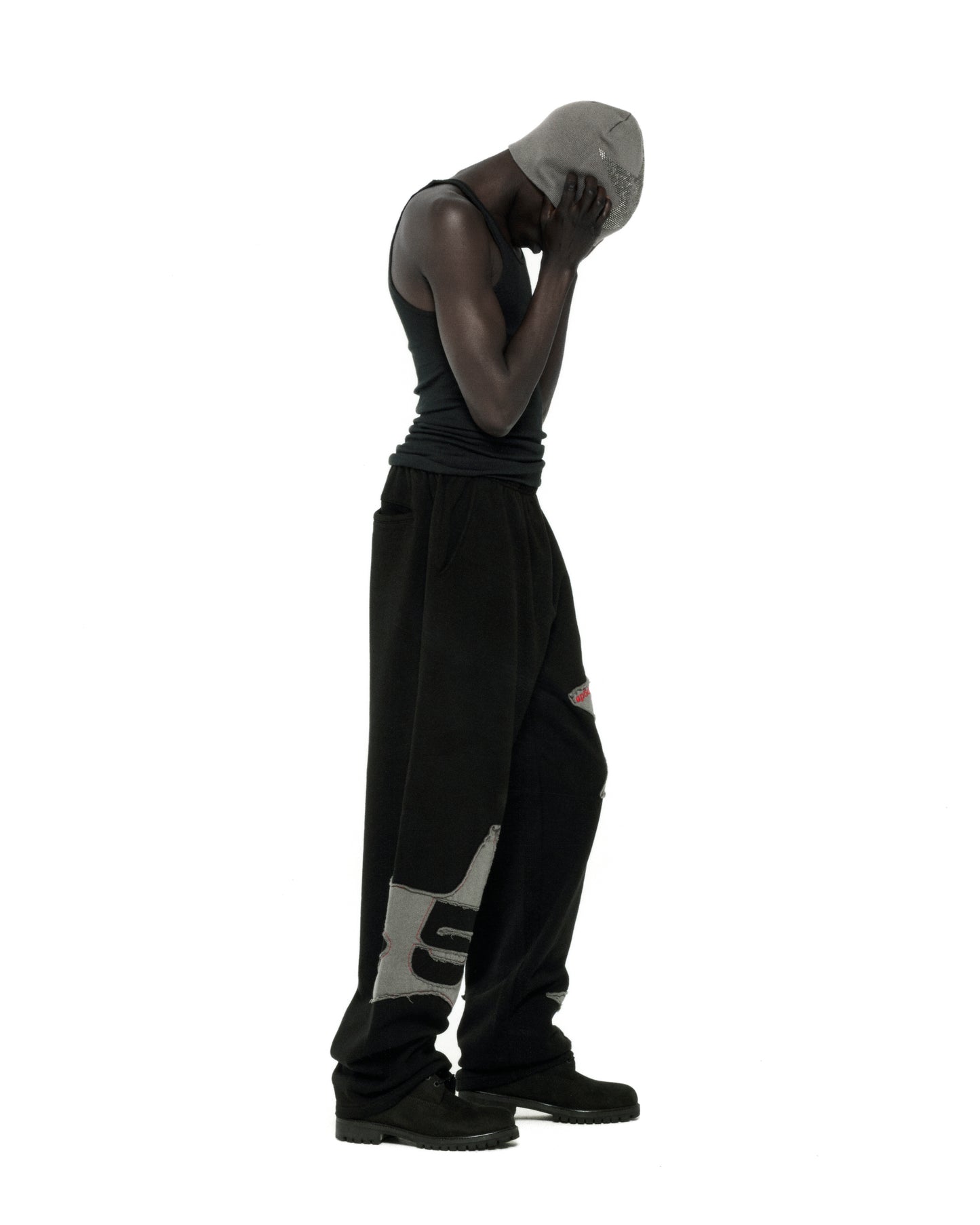 BLACK BIG STAR WIDE LEG SWEATPANT ON MODEL