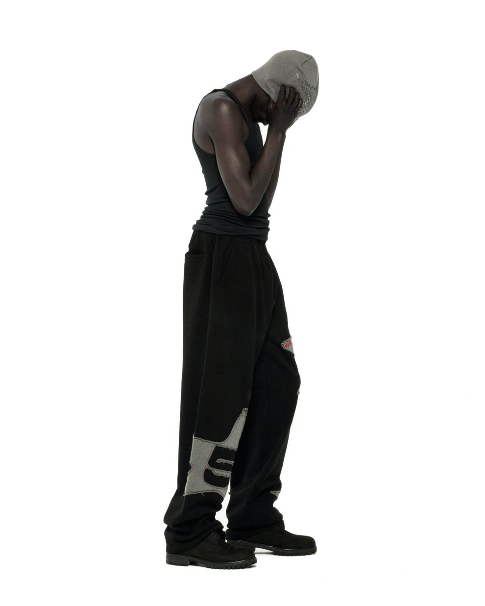 BLACK BIG STAR WIDE LEG SWEATPANT ON MODEL