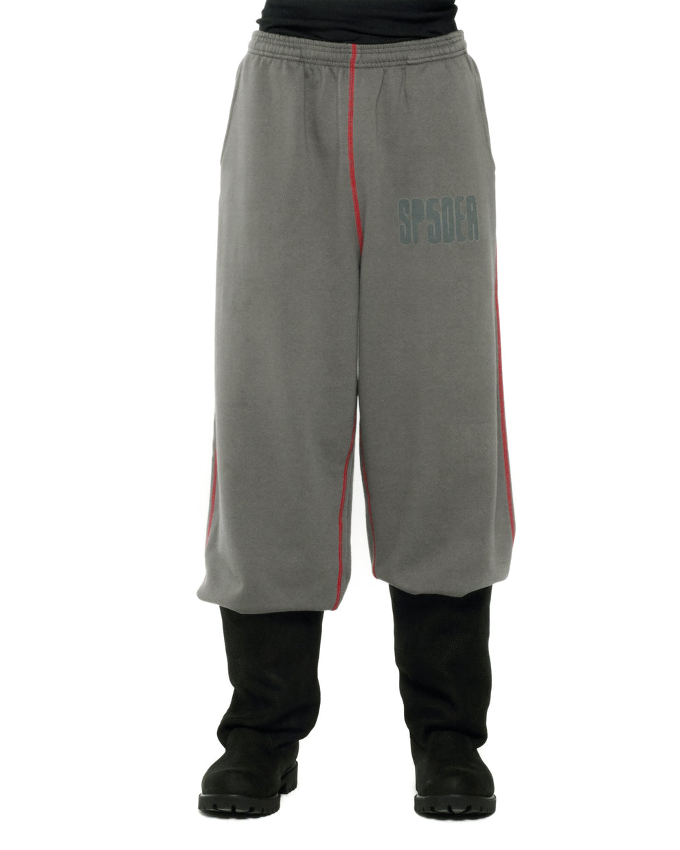 SLATE GREY ARCHIVE CONTRAST SWEATPANT ON MODEL
