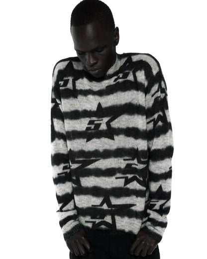 BLACK 5STAR MOHAIR SWEATER ON MODEL