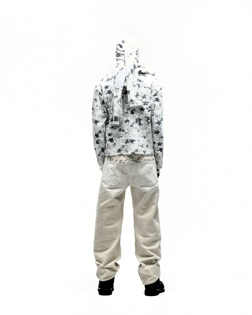 BELUGA AOP thermal with star camo print, ribbed details, and matching headwear, paired with light-colored pants.